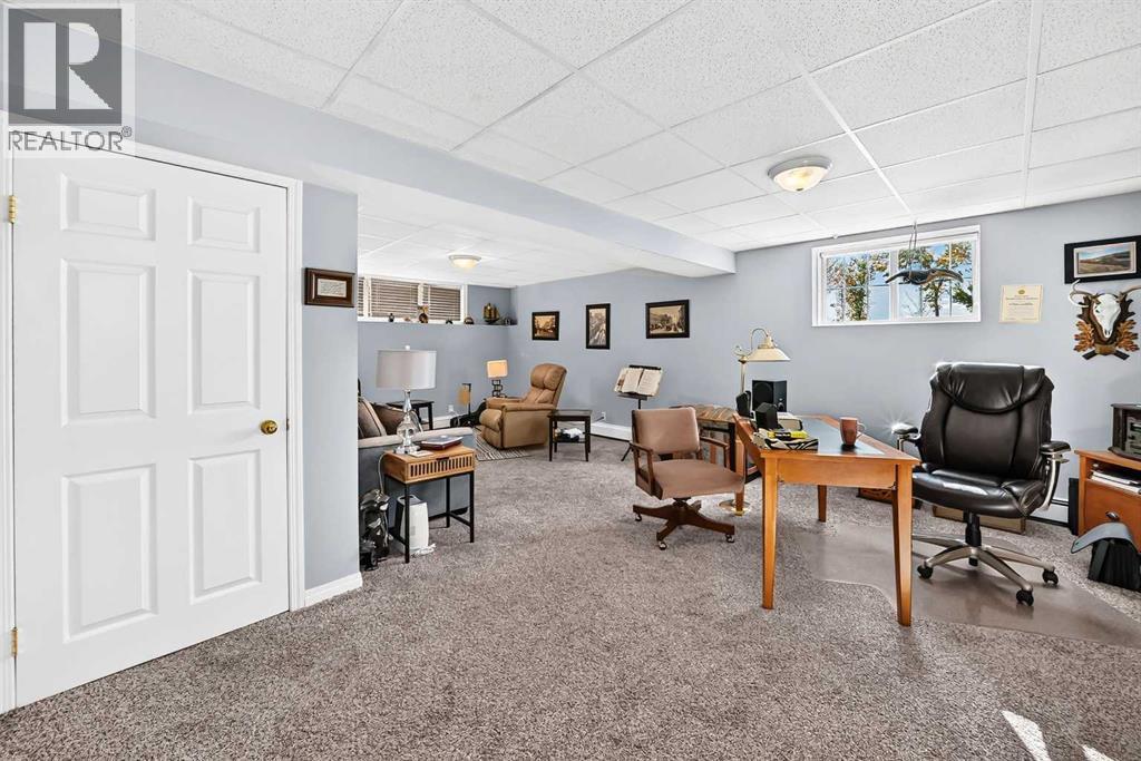 84 Tuscany Valley Drive Nw Property Photo 31