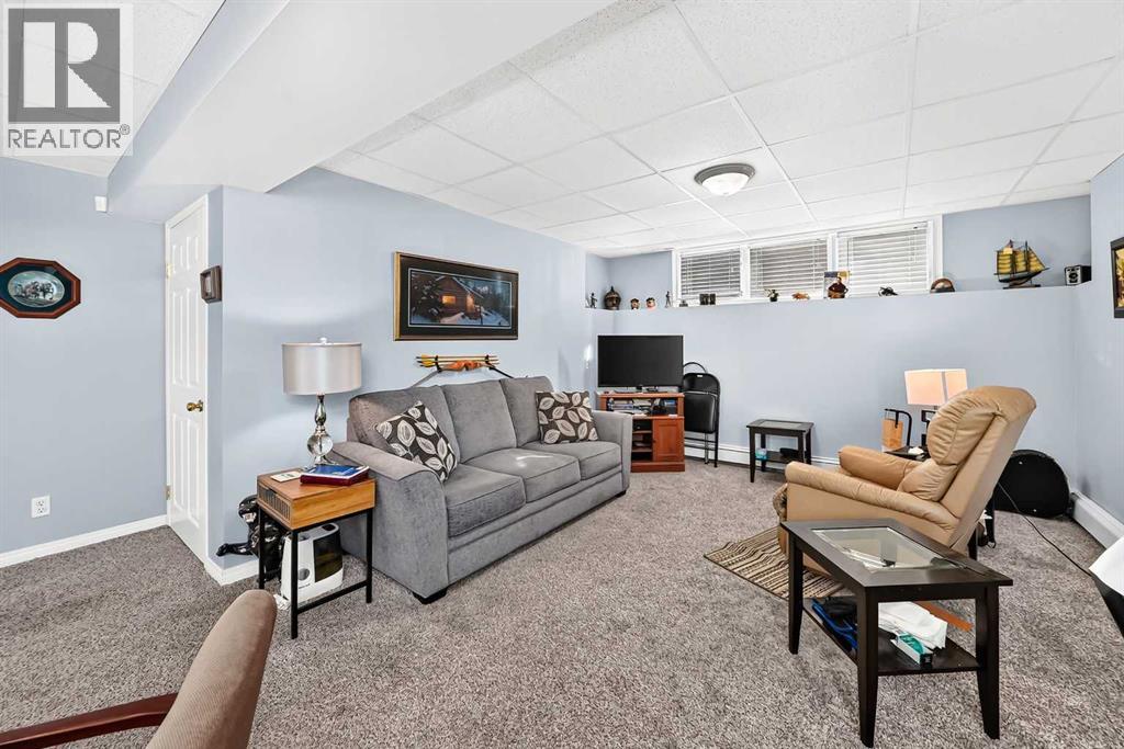 84 Tuscany Valley Drive Nw Property Photo 33