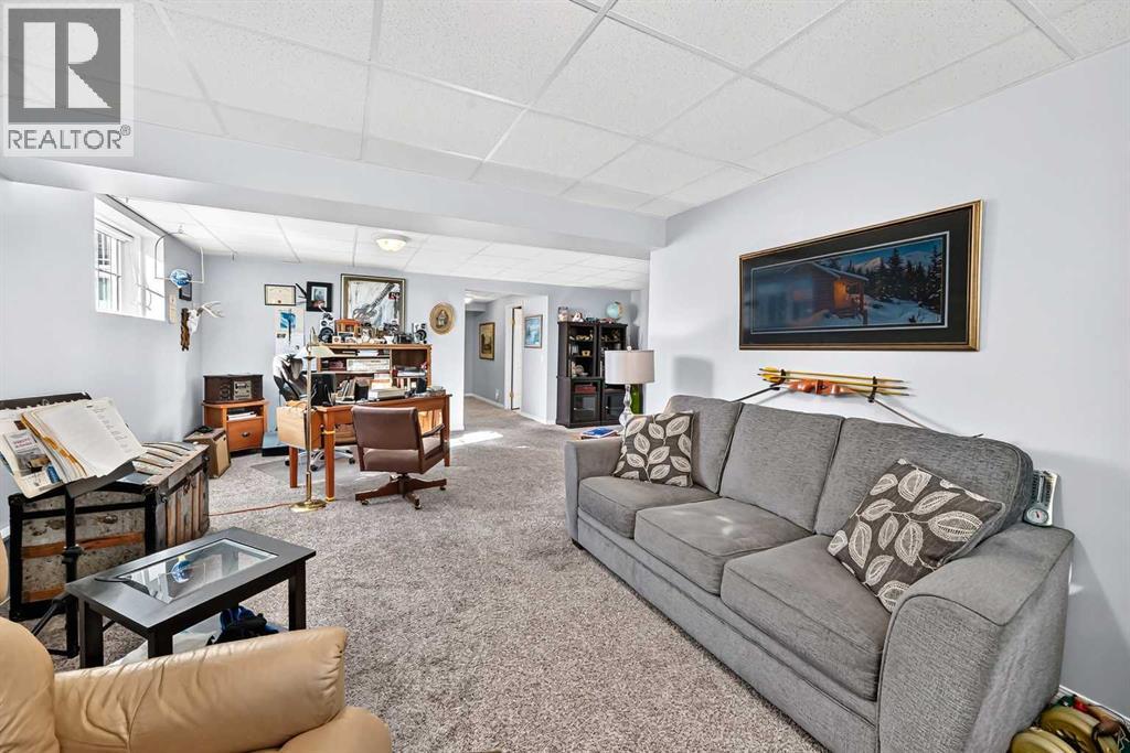 84 Tuscany Valley Drive Nw Property Photo 35