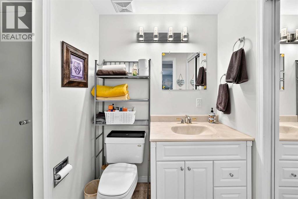 84 Tuscany Valley Drive Nw Property Photo 40