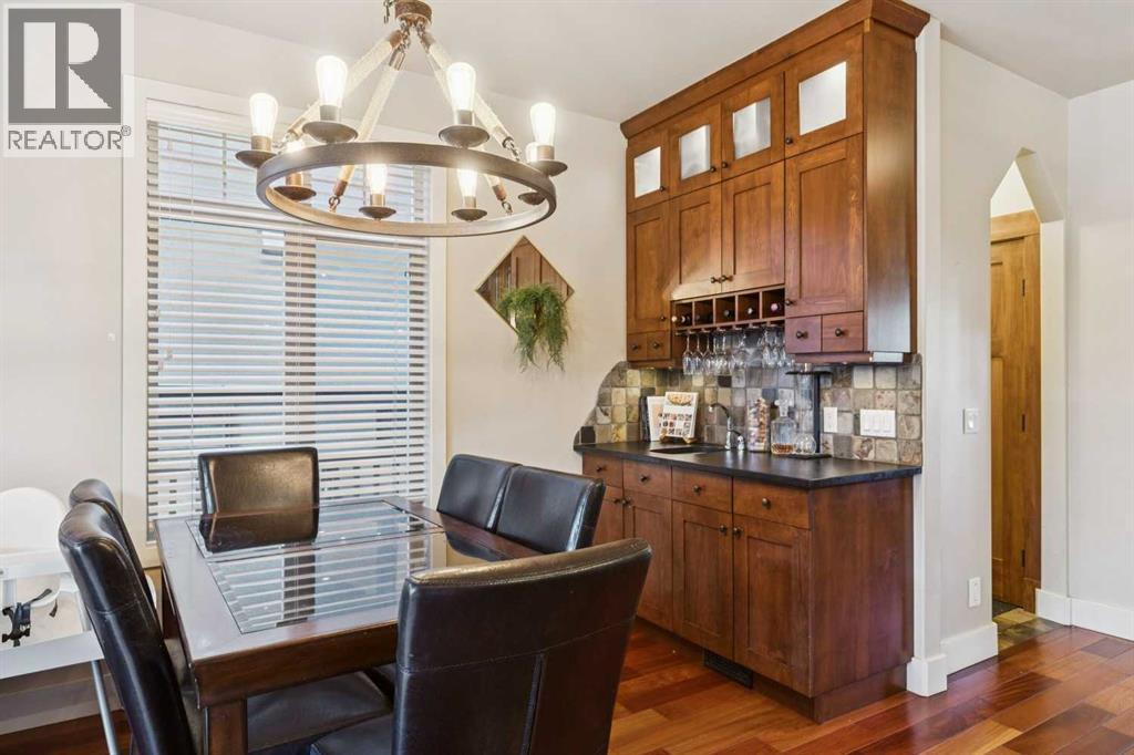 2050 47 Avenue Sw Property Photo 13