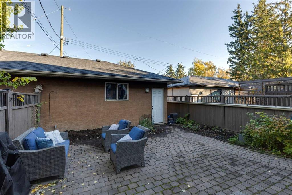 2050 47 Avenue Sw Property Photo 31