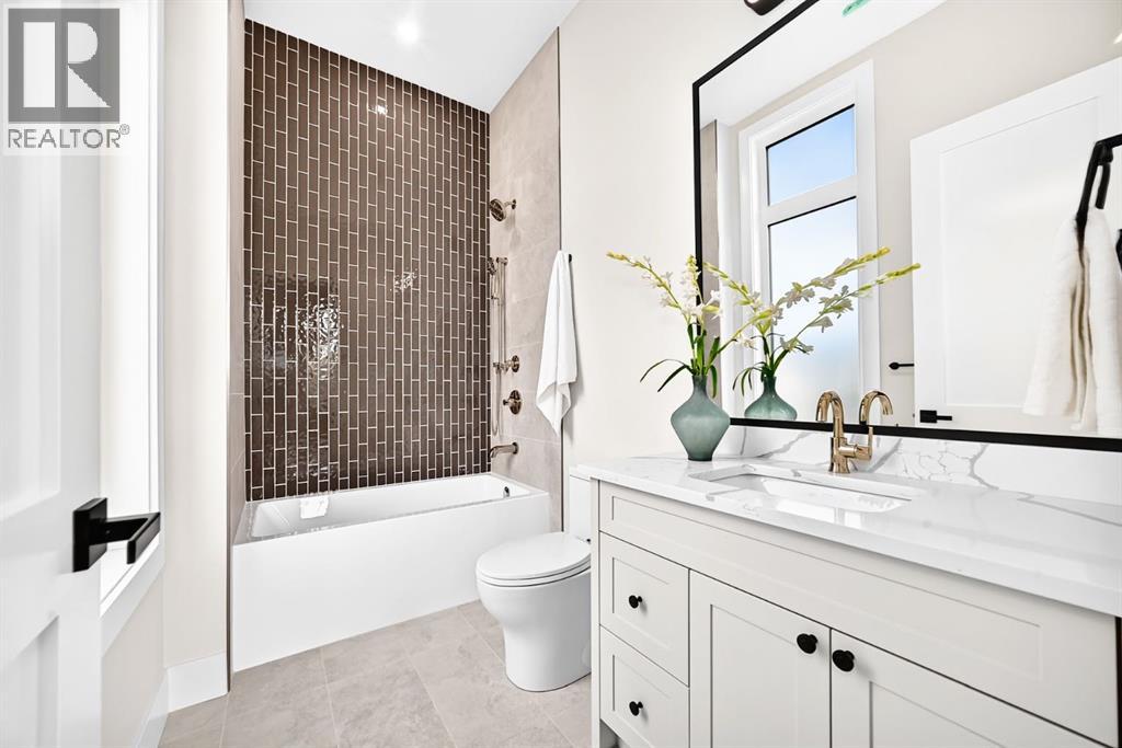 3743 36 Avenue Sw Property Photo 24