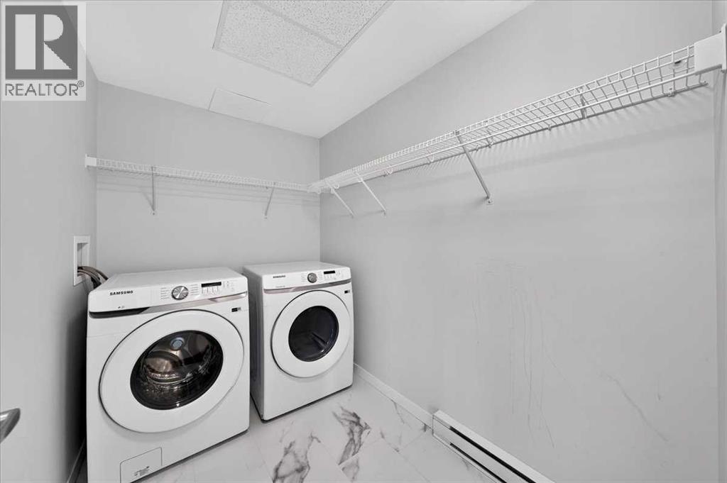 220 Seton Grove Southeast Property Photo 24