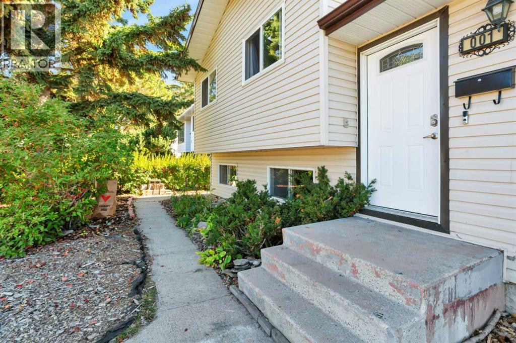 1 Mountain Place Property Photo 2