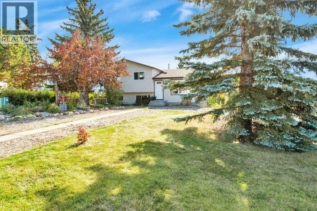 1 Mountain Place Property Photo 3