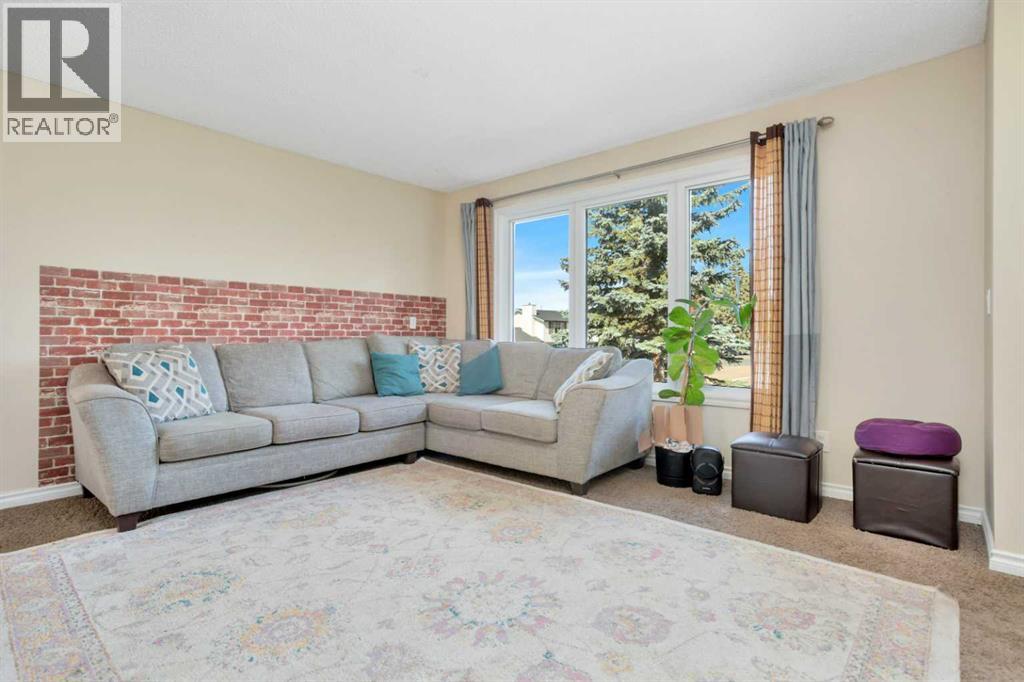1 Mountain Place Property Photo 7