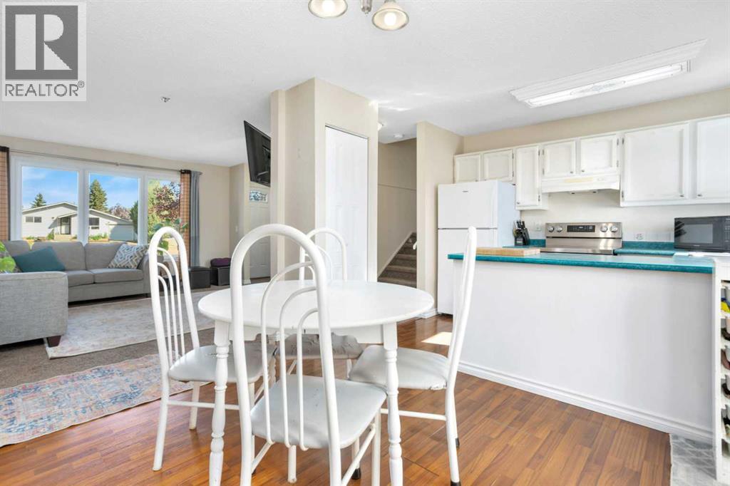 1 Mountain Place Property Photo 11
