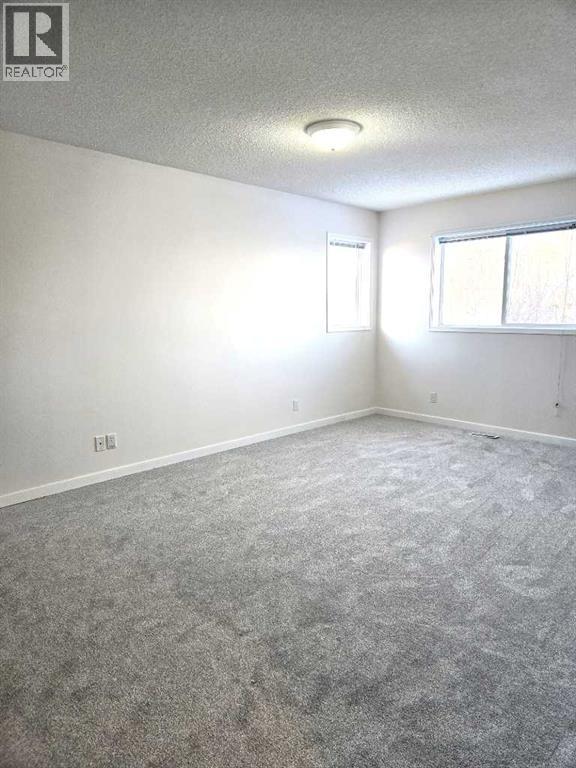 182 Coventry Close Ne Property Photo 18