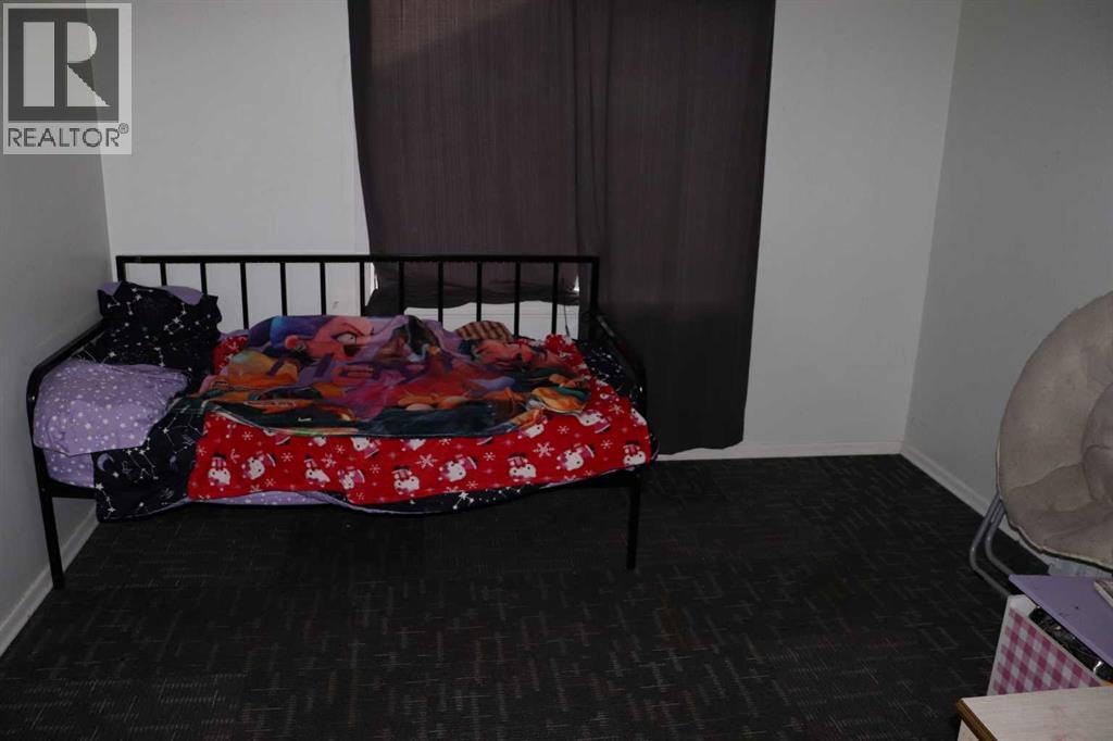 5015 6 Avenue Property Photo 10
