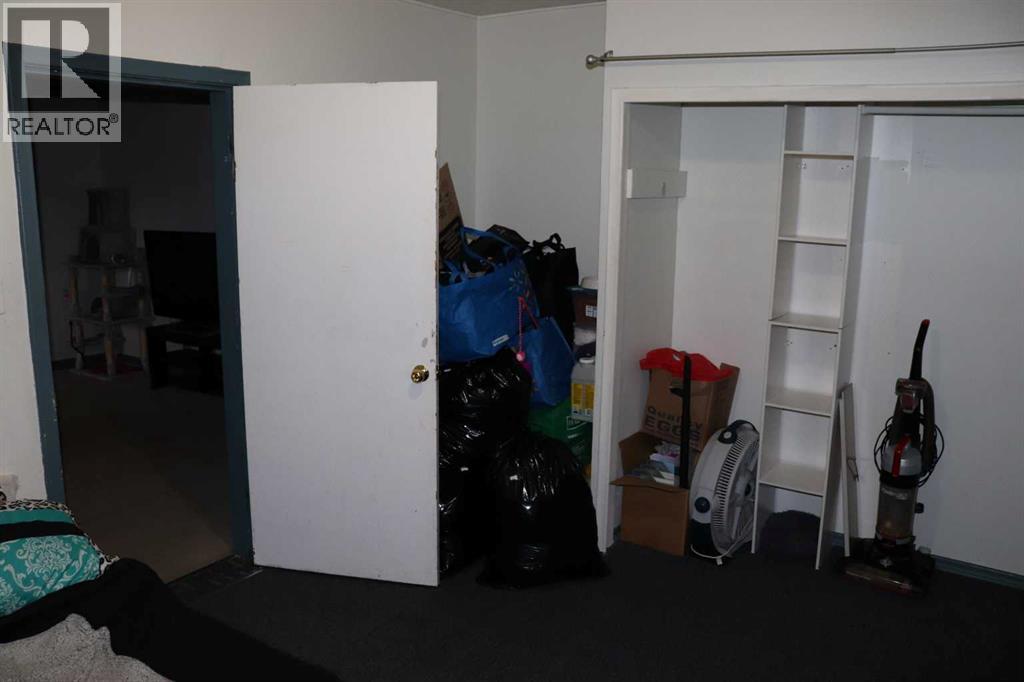 5015 6 Avenue Property Photo 15