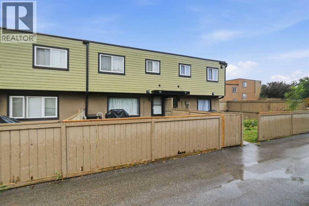 3809 45 Street Southwest Property Photo 16