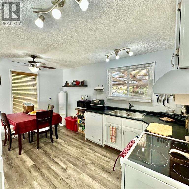 9120 96 Avenue Property Photo 5