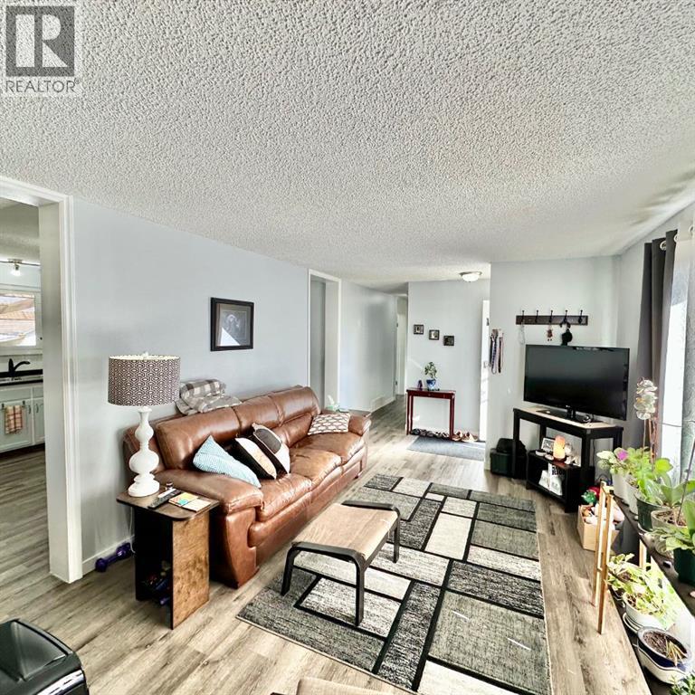 9120 96 Avenue Property Photo 10