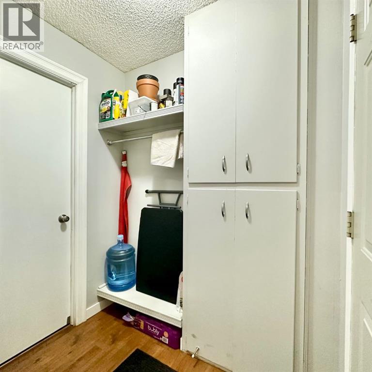 9120 96 Avenue Property Photo 21
