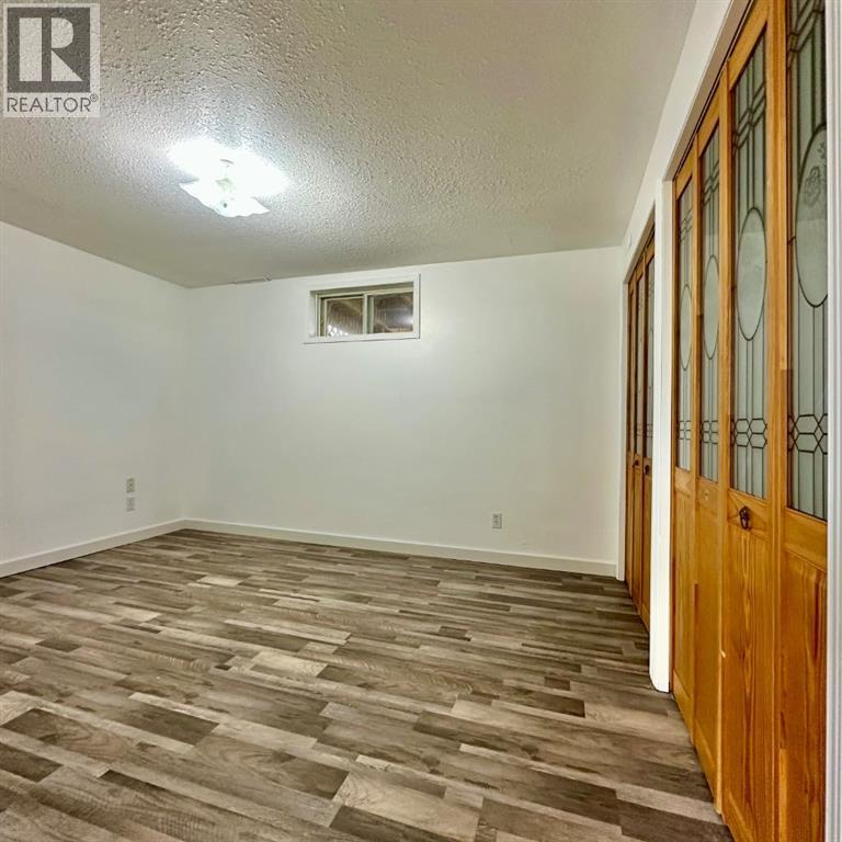 9120 96 Avenue Property Photo 31