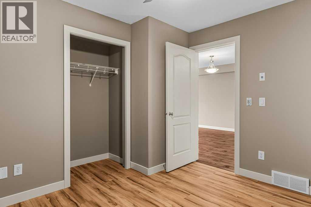 300 Palliser Lane Property Photo 18