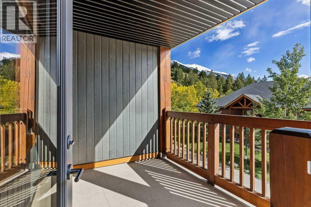 300 Palliser Lane Property Photo 27