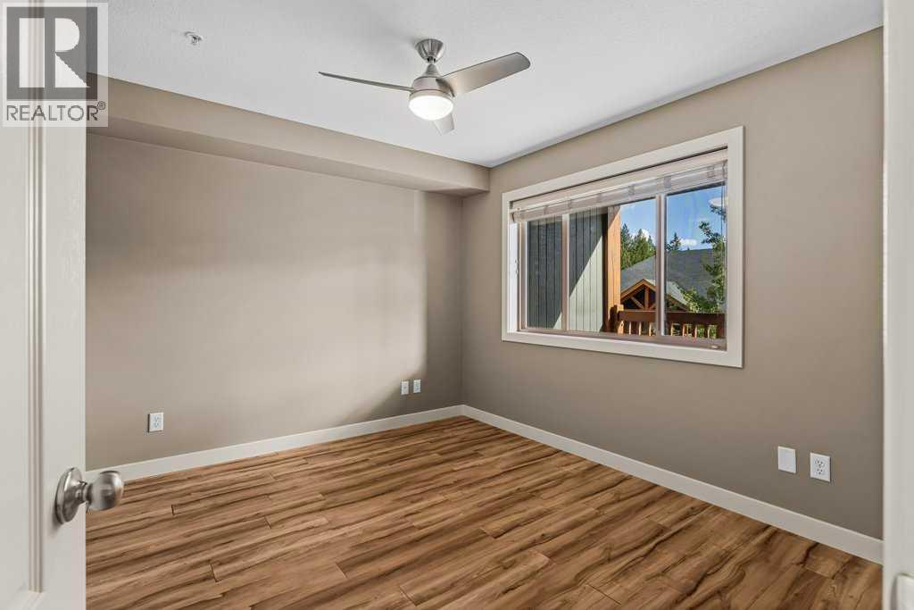 300 Palliser Lane Property Photo 31
