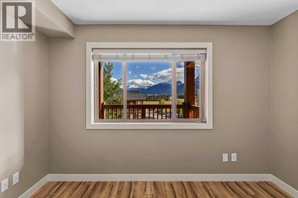 300 Palliser Lane Property Photo 35