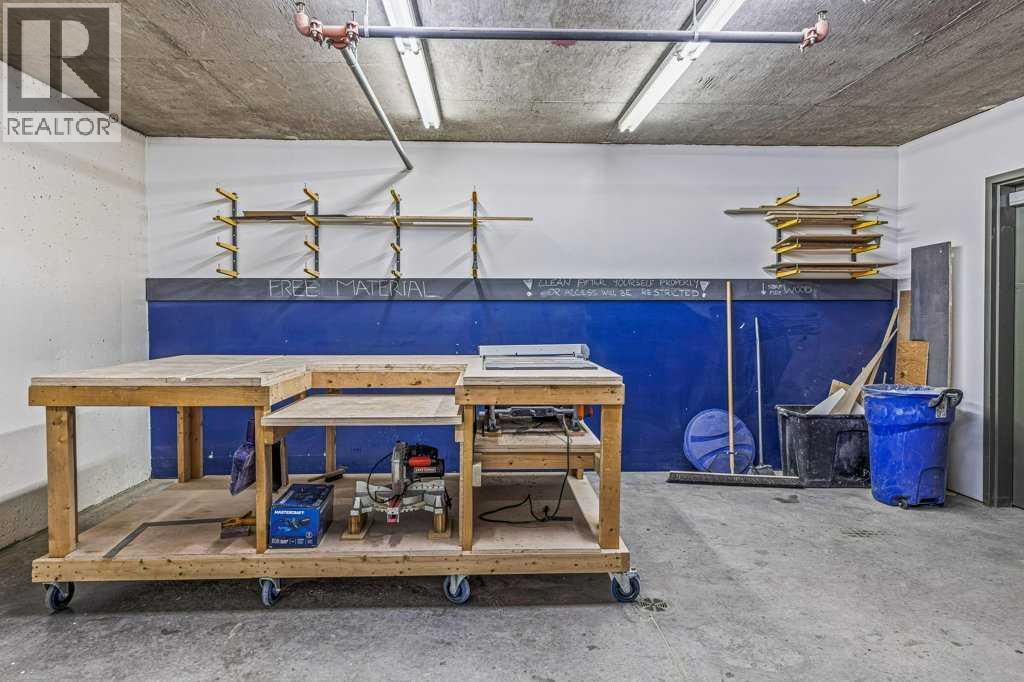 300 Palliser Lane Property Photo 45