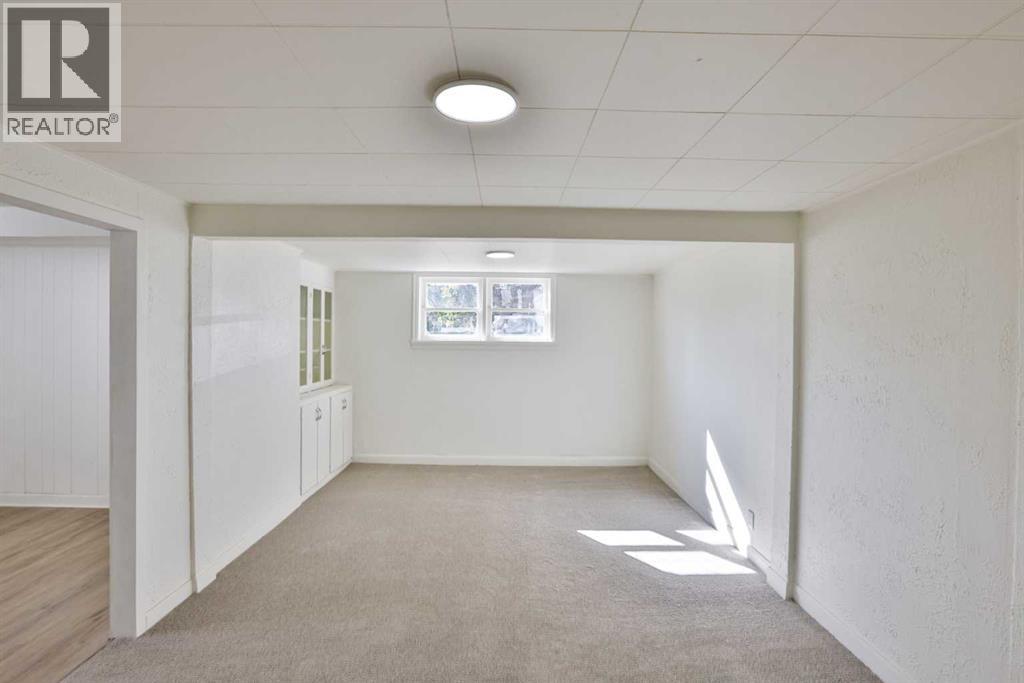 102 N 100 E Property Photo 16