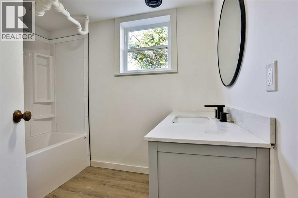 102 N 100 E Property Photo 20