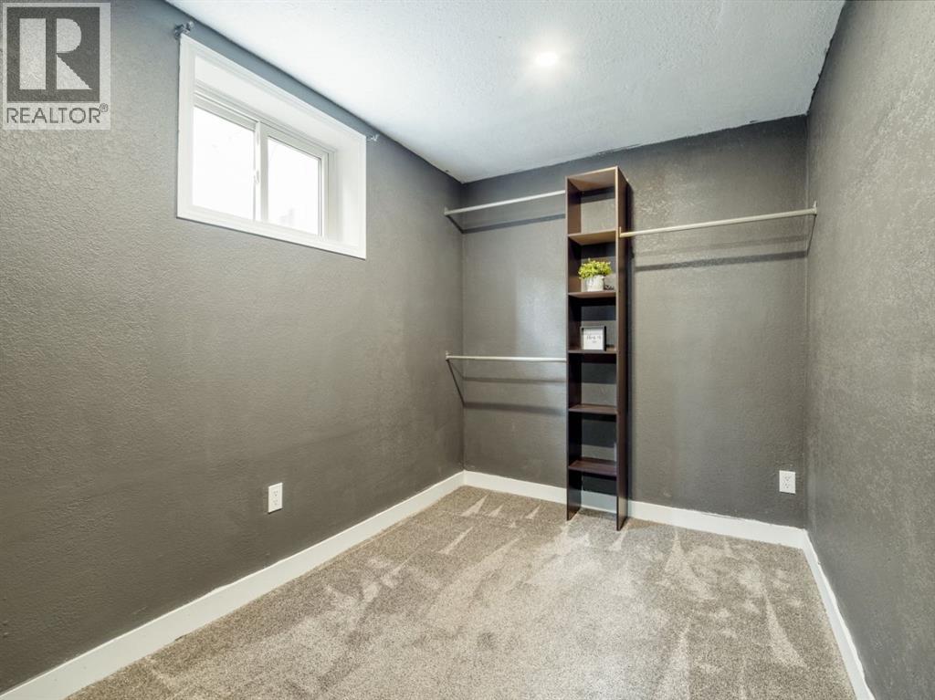 309 26 Street S Property Photo 34
