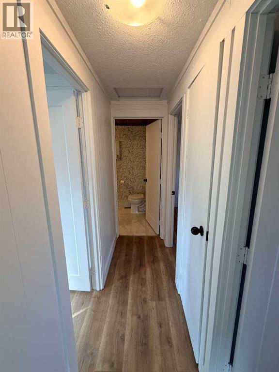 306 47 Avenue W Property Photo 18