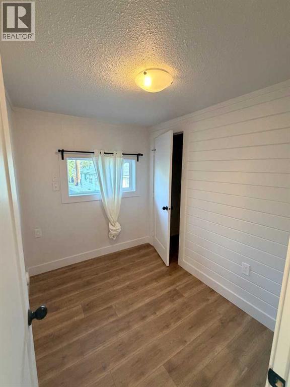 306 47 Avenue W Property Photo 19