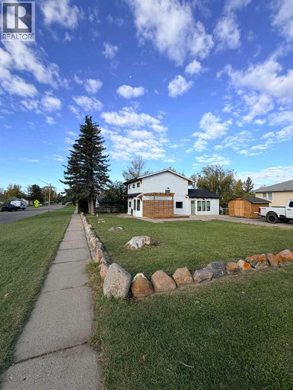306 47 Avenue W Property Photo 28