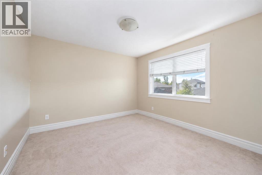 280 Swallow Way Property Photo 13
