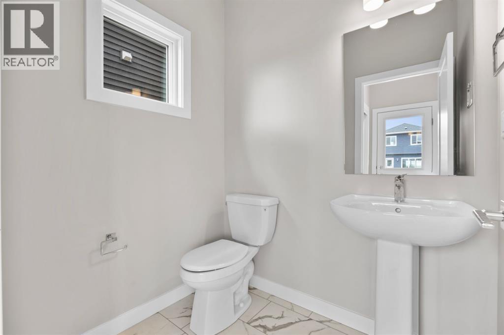 9989 Huxbury Drive Ne Property Photo 13