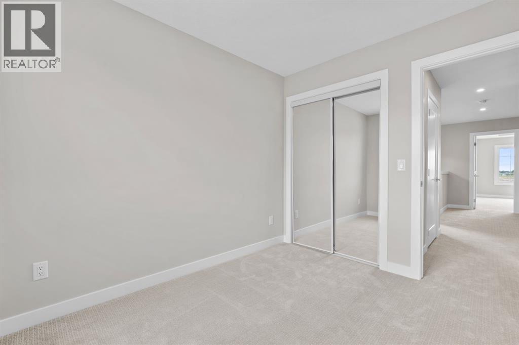9989 Huxbury Drive Ne Property Photo 21