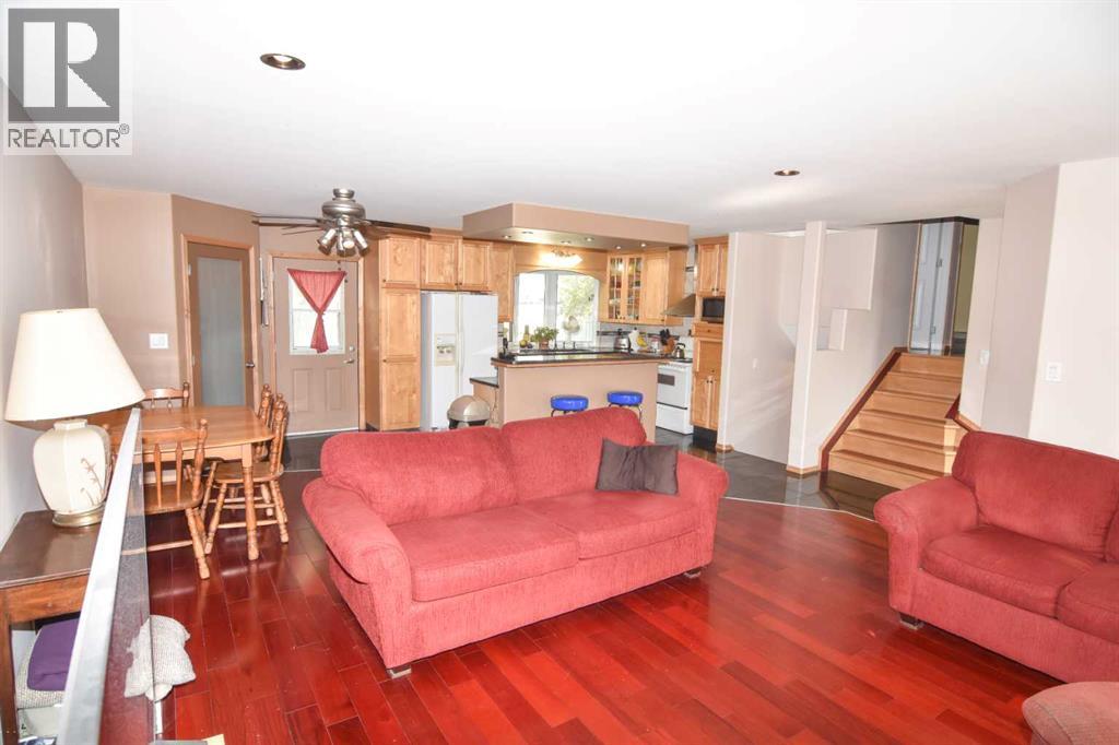 6151 Penworth Road Se Property Photo 11