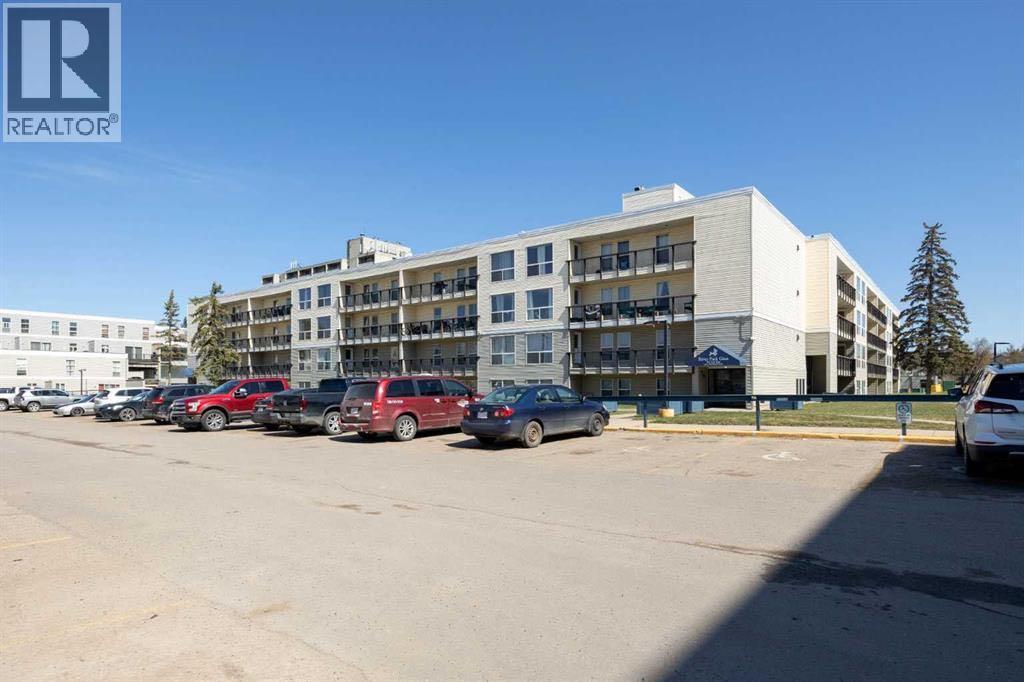 14921 MacDonald Drive Property Photo 1