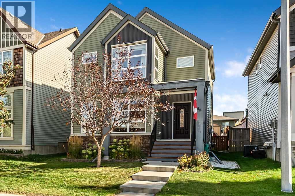 86 Walden Crescent Se Property Photo 1