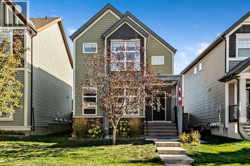 86 Walden Crescent Se Property Photo 2