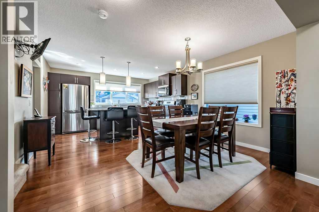86 Walden Crescent Se Property Photo 7