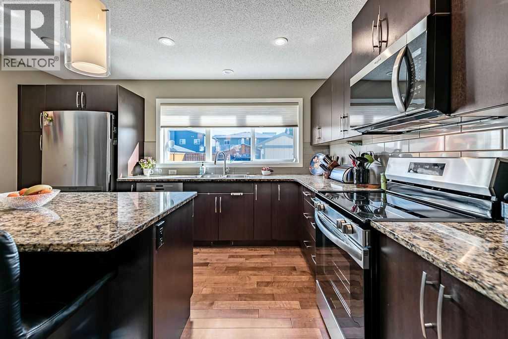 86 Walden Crescent Se Property Photo 11