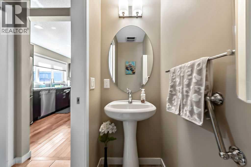 86 Walden Crescent Se Property Photo 16