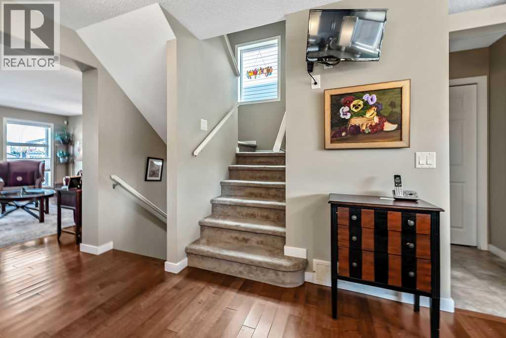 86 Walden Crescent Se Property Photo 18