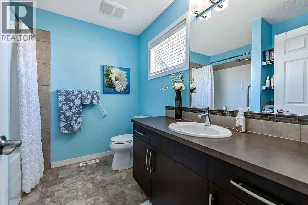 86 Walden Crescent Se Property Photo 23
