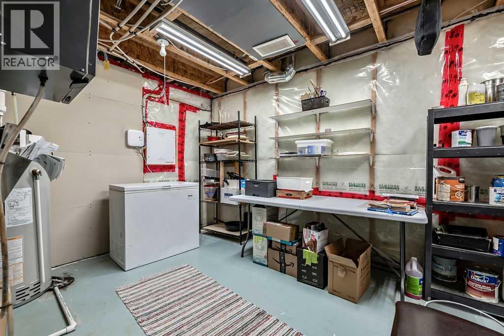 86 Walden Crescent Se Property Photo 37
