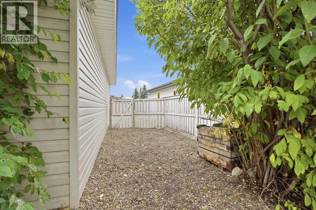 14 Ladwig Close Property Photo 33