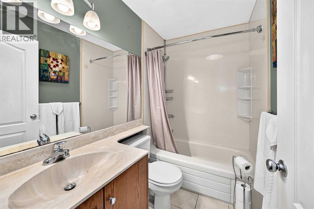 155 Strathcona Close Sw Property Photo 20