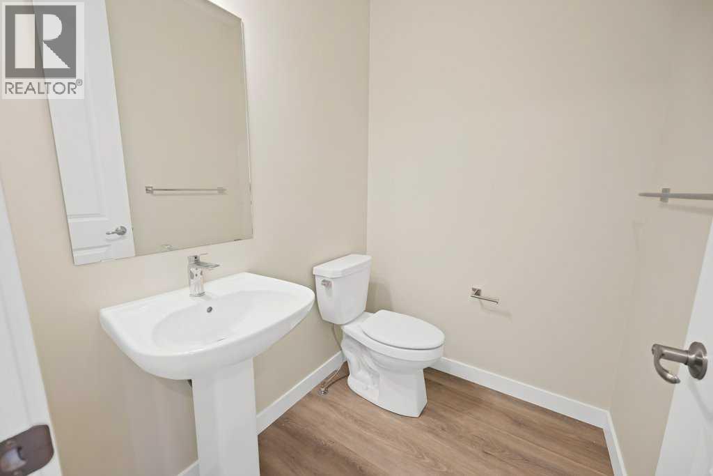846 Chelsea Village S Property Photo 13