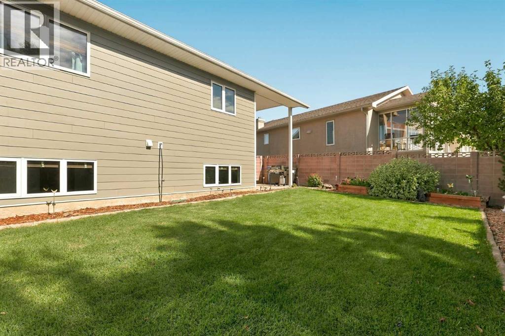 115 Cougar Road N Property Photo 32