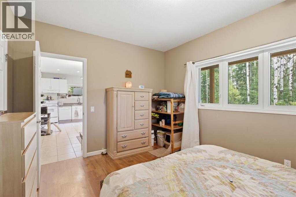263070 Beaupre Creek Road Property Photo 37