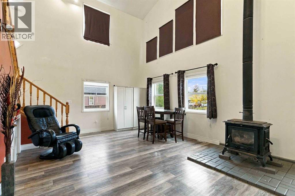 54 Poplar Crescent Property Photo 7